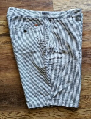 PANTALONES CORTOS CHINOS DOCKERS PARA HOMBRE AZUL BLANCO A RAYAS FRENTE PLANO TALLA 42 ALGODÓN Foto 1 de 4