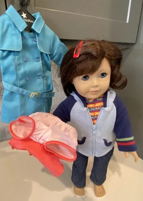 American Girl Lindsey Bergman Doll GOTY 2001  - Image 1 of 4