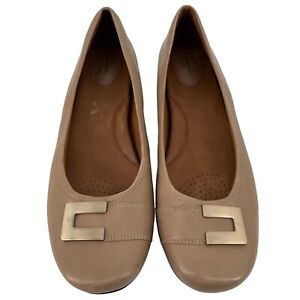 Clarks Collection Candra Women's Beige Buckle Toe Slip On Comfort Flats Size 10