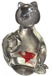 Estatuilla de peso de papel de Murano vintage de gato con un pez en su vientre divertida - Imagen 1 de 6