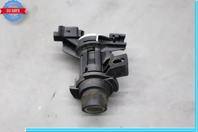 08-17 Mercedes C300 C250 E350 E550 W207 Tapa Trasera Cierre Cilindro Fabricante Original Foto 1 de 4