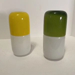 Jonathon Adler -Set of Pill Carafe Green/Yellow - China Collection - Picture 1 of 16
