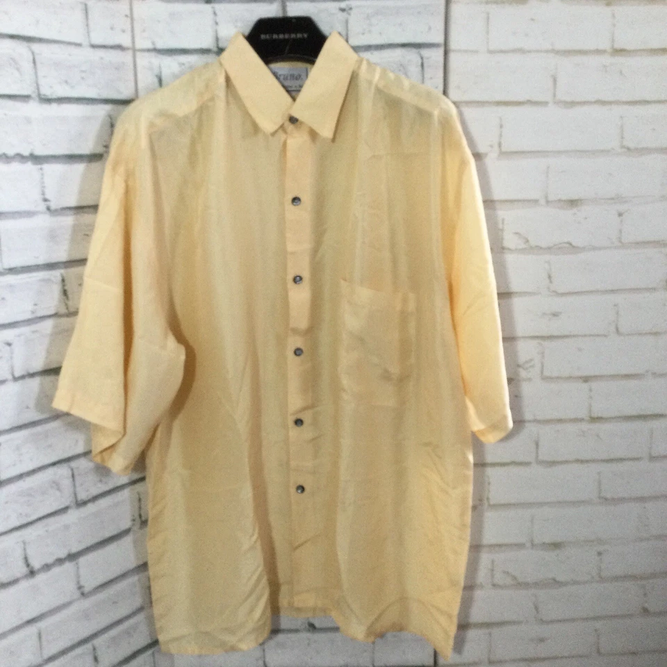 Bruno  Men shirt 100% silk yellow collared short sleeved size large - Image 1 of 4