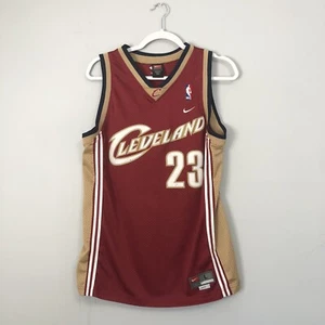 LeBron James Cleveland Cavaliers Nike Sewn Youth Jersey Size Large (Length +2) - Picture 1 of 9
