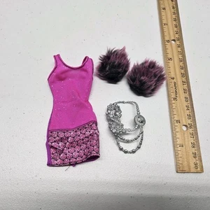 Barbie Fashionistas CLUTCH WAVE 2 Replacement Dress Necklace Acc Outfit Lot - Picture 1 of 5