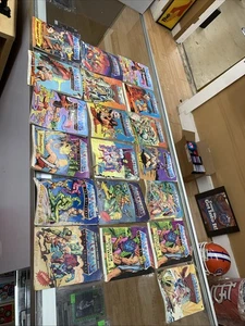 Masters Of The Universe MOTU He-Man LOTTO di 19 mini fumetti - Foto 1 di 24