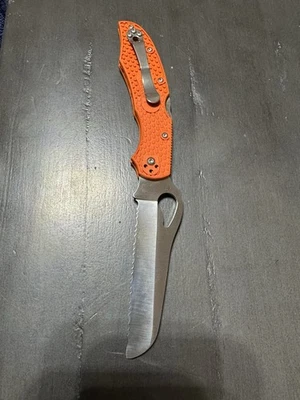 Spyderco Byrd Cara Cara Rescue 2 Serrated Blade Orange Factory Second  - Image 1 of 3