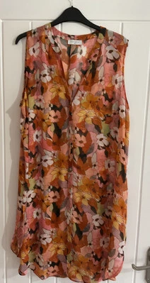 Papaya Size 16 Long Length Sleeveless Blouse V Neck Orange Floral Print tunic  - Image 1 of 3