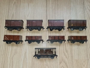 9 x HORNBY DUBLO MODEL RAILWAYS OO GAUGE 3 RAIL LMS WAGONS, COAL, MEAT VAN,BRAKE - Picture 1 of 6
