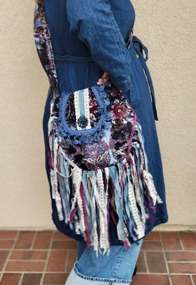 Bolso Bandolera Hecho a Mano con Flecos Azul Paisley Terciopelo Boho Gitano Festival Cartera Foto 1 de 4
