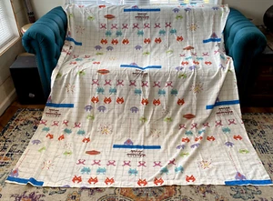 Vintage Space Invaders Double Full Flat Bed Sheet 1982 Atari Video Game Aliens - Picture 1 of 5