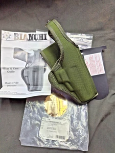 Bianchi Mod 7120 AccuMold DEFENDER Holster SZ 13 Fits LG 4" Auto / GLOCK 03D - Picture 1 of 17