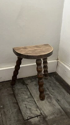 Vintage/Antique Rustic French Turned Dark Brown Oak/Bobbin 3 Legged Stool - Image 1 of 2