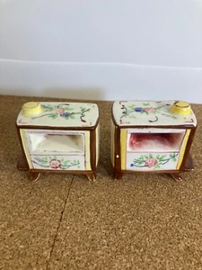 Vintage Napco Pair Ceramic Beautiful Decorative Carts Salt & Pepper Shakers Tags - Picture 1 of 7