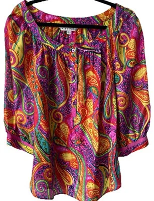 Trina Turk Colorful Paisley 100% silk  Women's  3/4 Sleeve Blouse Top Size Large - Image 1 of 2