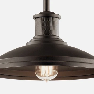 Kichler Allenbury 12 英寸黑色饰面工业户外吊灯 - 49982 (K) — 第 1/4 张图片