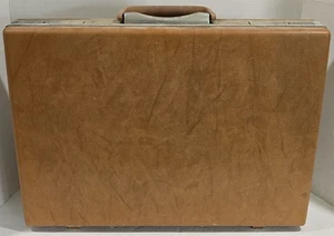 Vintage Samsonite Distressed Brown Leather Executive Briefcase Luggage Attaché - Picture 1 of 9