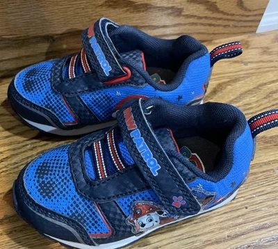 Zapatos para niños Spin Master Paw Patrol iluminados talla 7 Foto 1 de 4