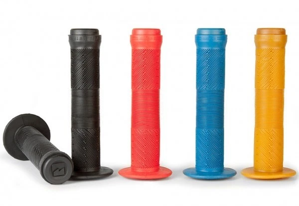 Merritt BMX Grips, OLDSCHOOL GT BMX SE RACING PETE SAWYER RED PAIR NEW - Image 1 of 1