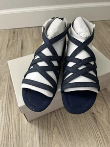 Marc Fisher  Woman Navy Cross Weave Strappy Stretch Sandals ,Size 8 M - Picture 1 of 7