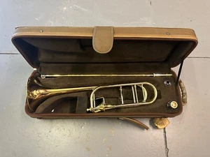 Eastman Shires Trombone - ETB634G w/ case - Picture 1 of 14