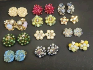 Lote de pendientes vintage con clip con cuentas Japón, Hong Kong, varios 12 pares - Imagen 1 de 7