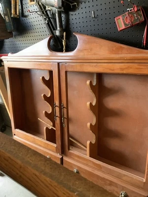 King/Queen Oak Headboard. Great Condition, Also Gun Case - Image 1 of 4