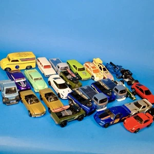 Lote de trabajo de 25 coches de juguete diecast Hot Wheels y Matchbox condiciones limpias - Imagen 1 de 6