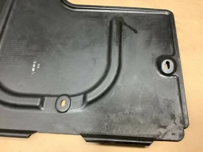 Protector antisalpicaduras motor lado pasajero trasero derecho bmw 750li e66 2006 2008 Foto 1 de 4