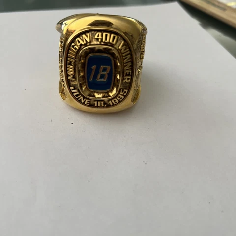 Bobby Labonte 1995 Oversized Jumbo Paperweight NASCAR Ring Michigan 400 Winner Cover