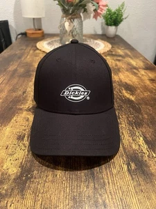 Cappello berretto ferro di cavallo DICKIES nero con cinturino posteriore - Foto 1 di 10