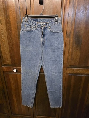 Vintage Levis 512, Slim Fit, Tapered Leg, Size 7 Lng. - Image 1 of 4