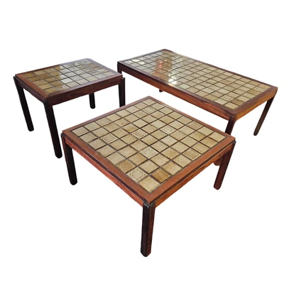 Mesas superiores danesas modernas Ganso Mobler chapa de palisandro años 70 azulejos - un juego Foto 1 de 4