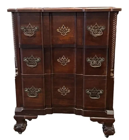antique chippendale block front ball & claw bachlors chest dresser fantastic Cover