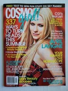 2007 COSMO Girl Magazine AVRIL LAVIGNE RARE Cover Newsstand ZAC EFRON Minka K - Picture 1 of 10