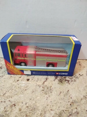 Características de funcionamiento Corgi - Camión de bomberos Volvo - Brigada de bomberos de la ciudad - Diecast NUEVO Foto 1 de 4