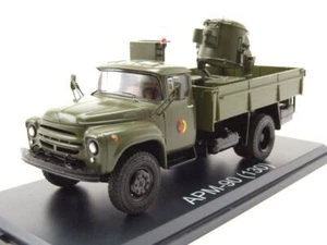 ZIL 130 mit Scheinwerfer Militär NVA oliv grün Modellauto 1:43 Premium ClassiXXs