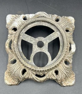 VINTAGE CAST METAL LAMP BASE. - Picture 1 of 5