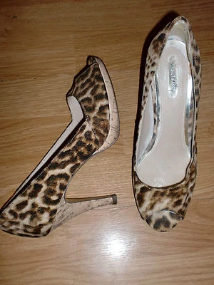 SAM & LIBBY 6 M Leopardo Peep Toe Bombas Tacones Corcho Plataforma Tacones Foto 1 de 4