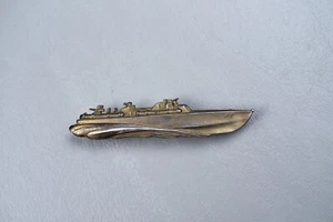 WWII U.S. NAVY PT BOAT BADGE BY HARBOR BOAT - GILT FINISH, PIN BACK - Picture 1 of 6