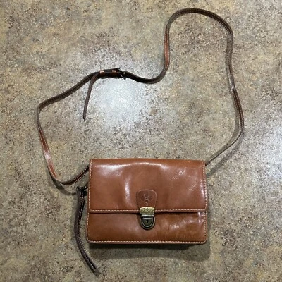 Bolso sin asas bandolera de cuero genuino PATRICIA NASH color tostado Lanza Heritage Foto 1 de 4