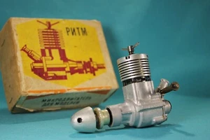Rare Rhytm.4 channels.Model Airplane Engine. 2.5 cc. Deisel Compression. #40975 - Picture 1 of 13