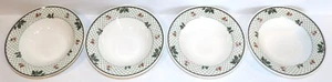SET OF 4 MIKASA CAB08 CHRISTMAS STORY RIMMED FRUIT/DESSERT (SAUCE) 7 1/8" BOWLS - Picture 1 of 3