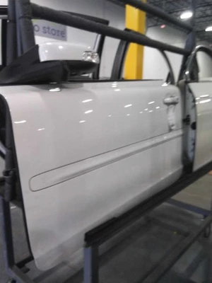 Puerta delantera izquierda conductor C70 se adapta 06-13 VOLVO SERIE 70 593891 Foto 1 de 4