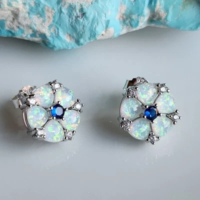 Pendientes de piedras preciosas de plata de ley 925 de 4 mm con zafiro azul ópalo natural de 1/2"" Foto 1 de 2