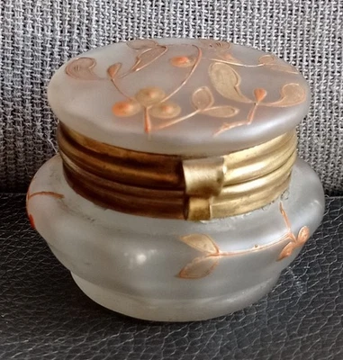 Ancien Poudrier Boîte à Pilules Verre Emaillé Art Nouveau Gui - Photo 1/4
