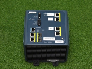 CISCO IE-3000-4TC Managed L2 Fast Ethernet (10/100) Blue network switch PLC - Picture 1 of 3