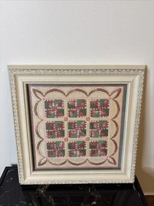 Laura J Perin Design Rambling Rose Needlepoint Pattern American Quilt Framed - Picture 1 of 11