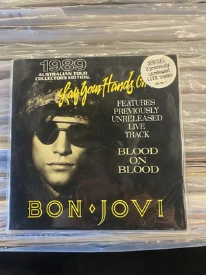 Bon Jovi 1989 Australian Tour Collectors Edition 3 45 RPM Set - Image 1 of 2
