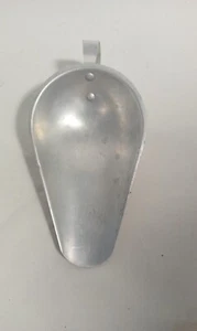 Vintage 6" Aluminum Scoop - Picture 1 of 5